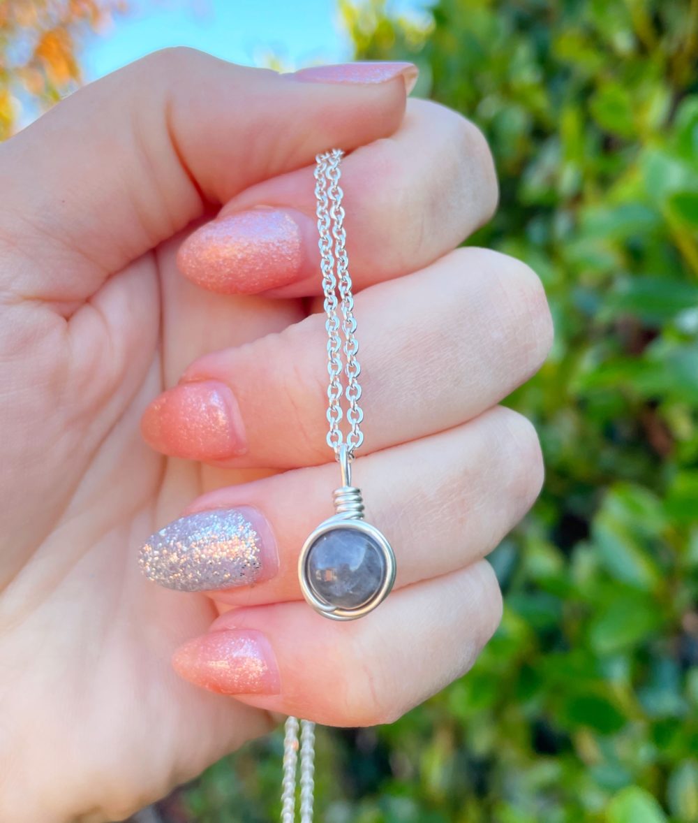 Labradorite silver petite pendant